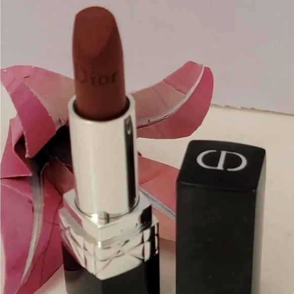 New Dior Lipstick n951- Elegant Terracotta - Picture 2 of 3